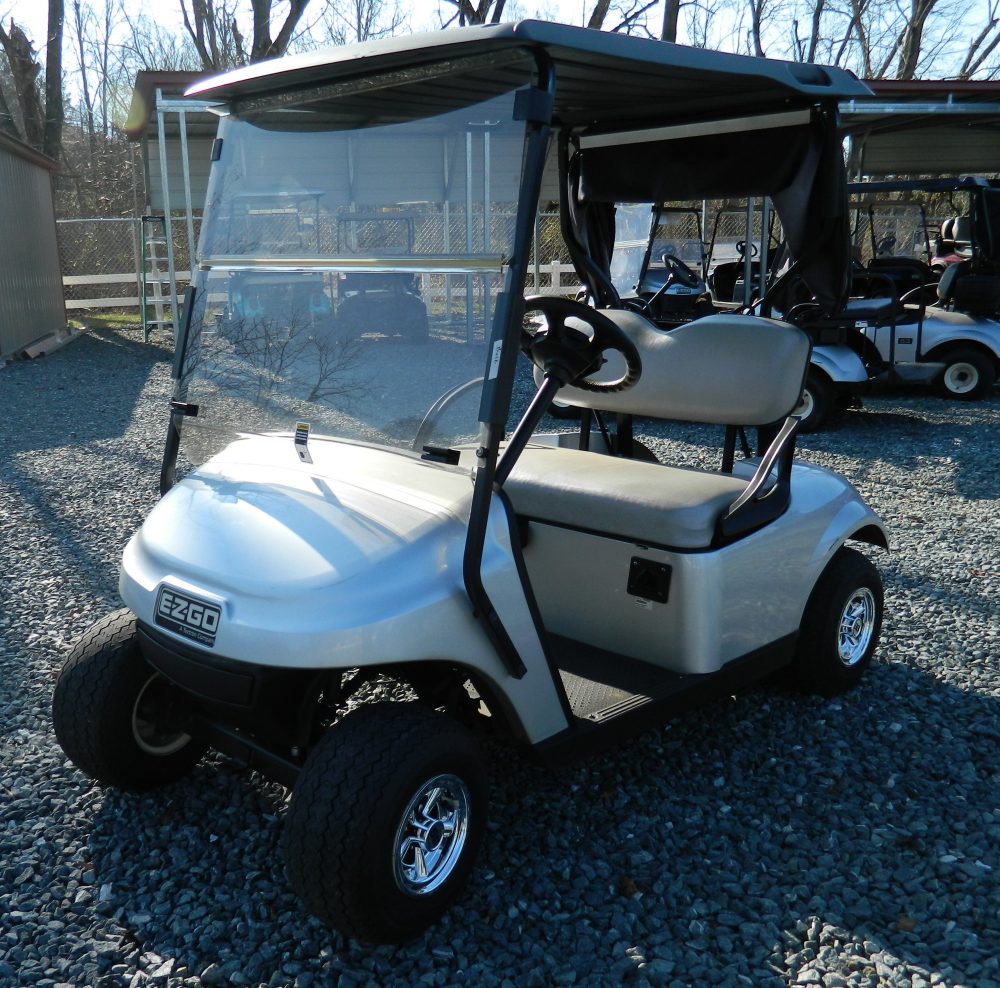 2020 EZGO TXT - Silver - Image 5